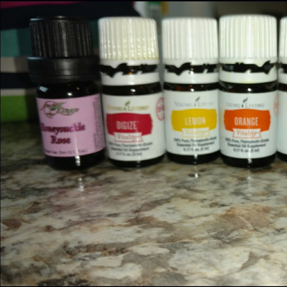 Essential Oils Lot